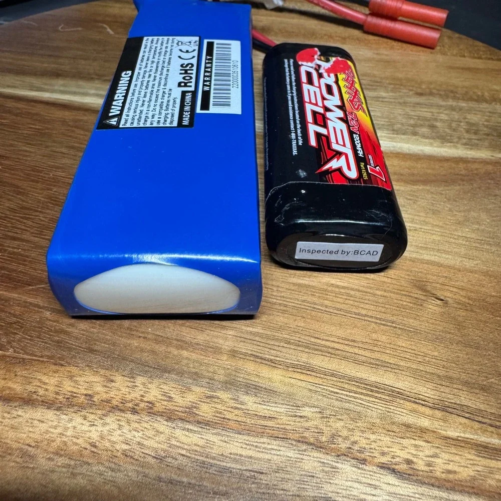 Turnigy 3000mAh 11.1V LiPo and Traxxas 7.2V 1200mAh NiMH RC Battery Lot